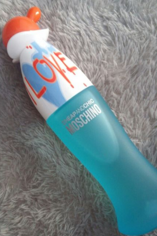 MOSCHINO CHEAP AND CHIC I LOVE LOVE EDT 4.9ML