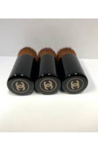 100% AUNTHENTIC CHANEL MINI FOUNDATION BRUSH 1PC