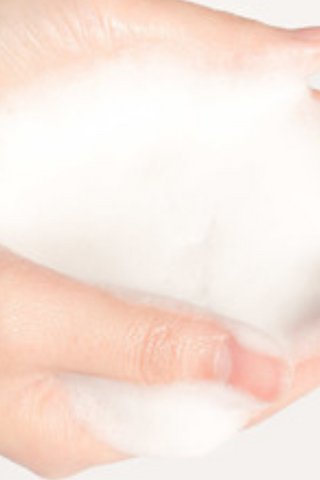 VEROBENE PEARL GLOW CLEANSING FOAM 150ML